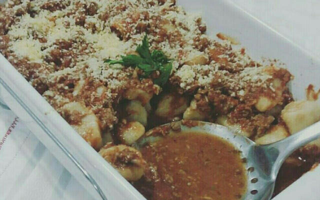 Nhoque de batata com molho bolonhesa (massa leve)