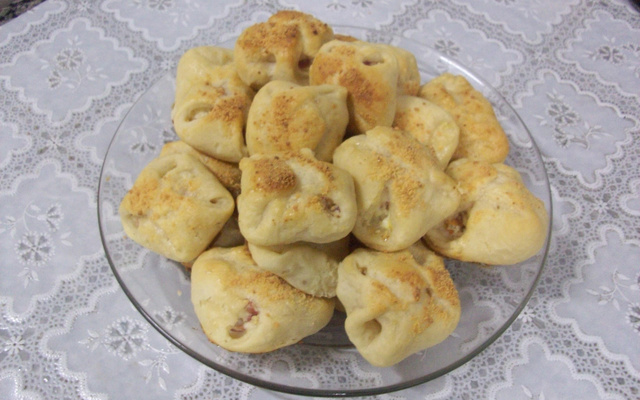 Trouxinha de Ricota com Tomate e Presunto