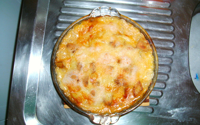 Carne moída ao molho bechamel