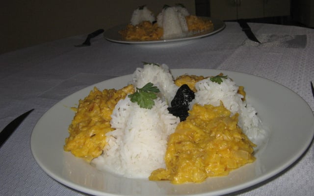 Filé de frango ao molho de milho com laranja