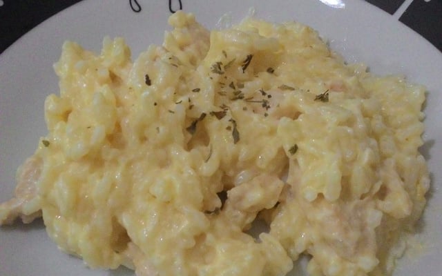 Risoto de frango com creme de leite