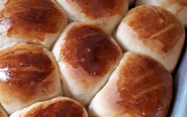 Pão caseiro simples (pão sovado)