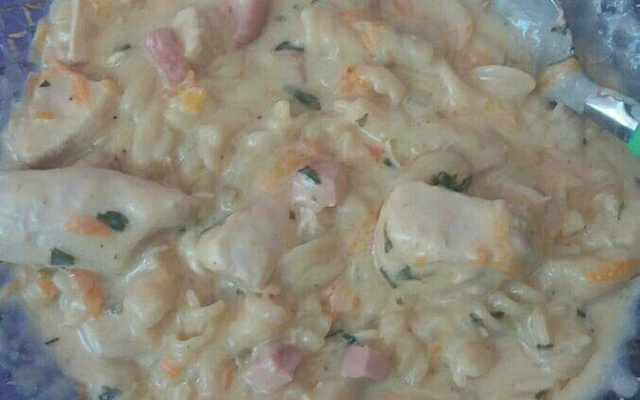 Macarrão na panela de pressão