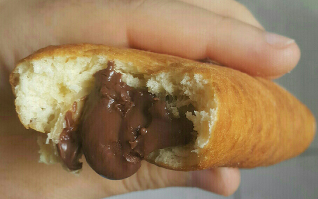 Pão com creme de avelã