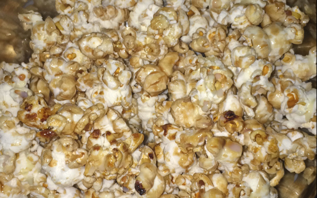 Pipoca doce com canela