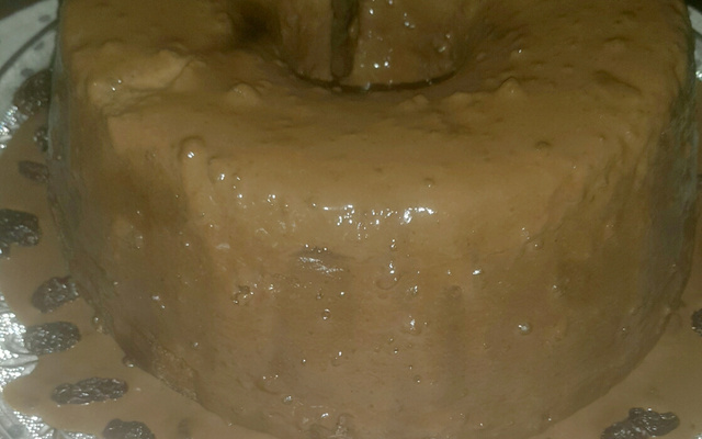 Receita fácil de bolo molhado de chocolate