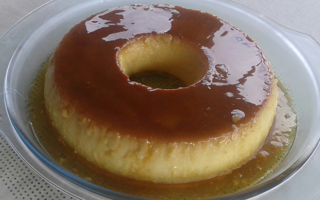 Pudim de leite em pó com creme de leite