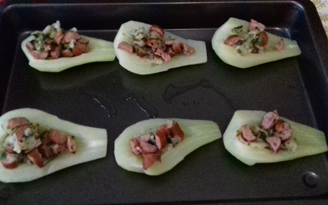 Chuchu recheado com linguiça