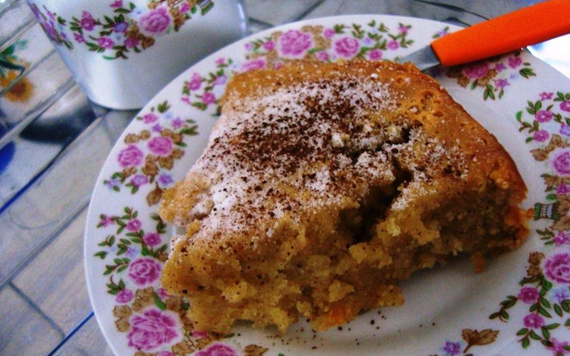 Bolo de maçã com canela