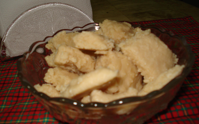 Cocada de leite condensado