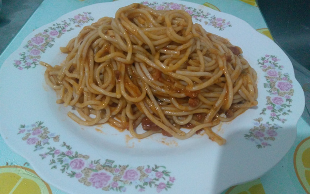 Macarrão simples com bacon