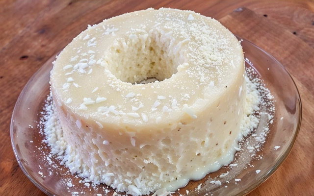 Bolo de tapioca granulada sem ovo e sem forno