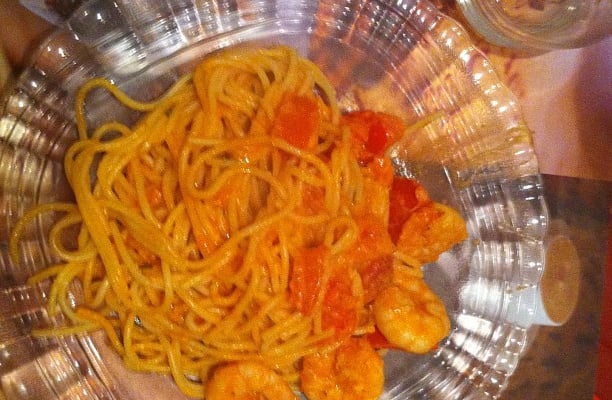 Espaguete com camarão