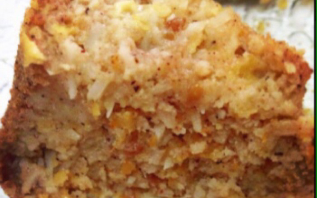 Bolo fácil de coco com milho (sem glúten, sem lactose)