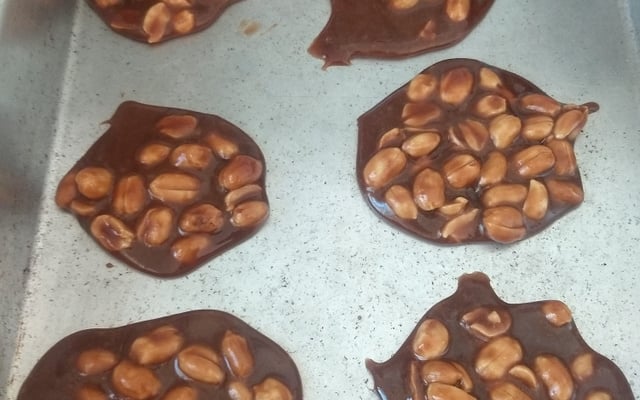 Pé de moleque sem leite condensado