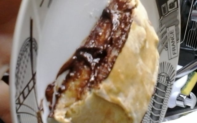 Calzone de banana e chocolate