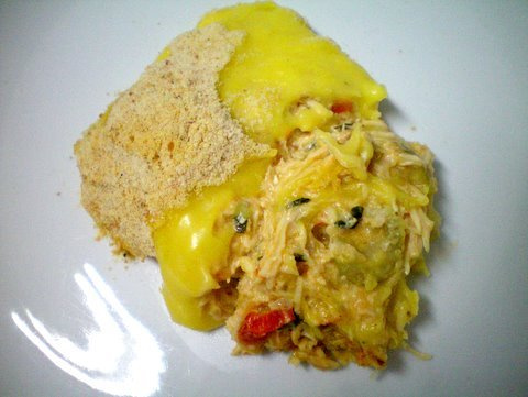 Escondidinho de frango com mandioquinha salsa