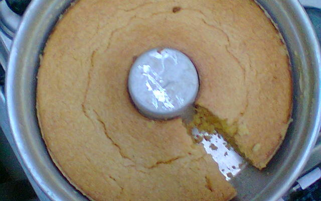 Bolo de milho feito com cuscuz