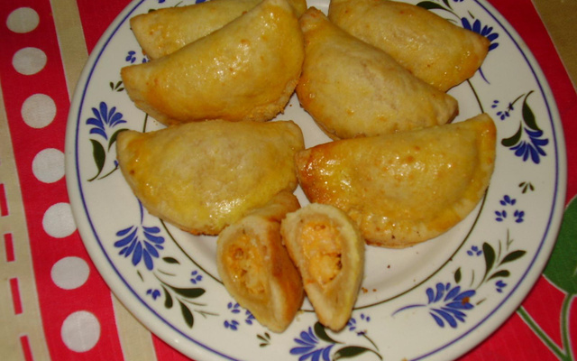 Pastelzinho de forno com guaraná