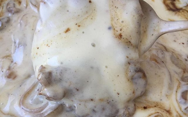 Creme de batata para acompanhar o bife acebolado