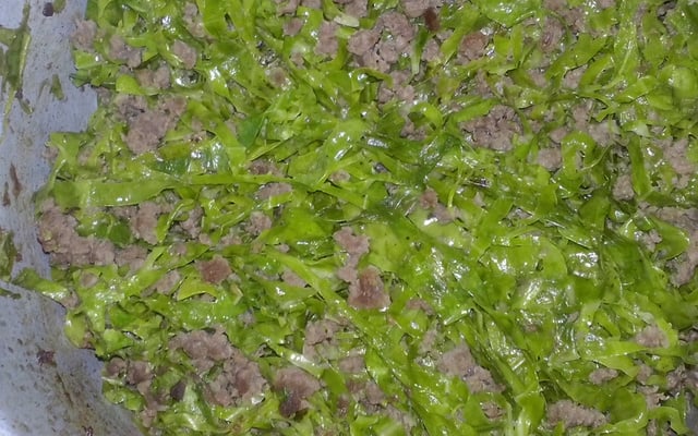 Couve com carne moída