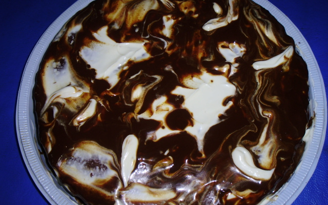 Bolo de chocolate e café