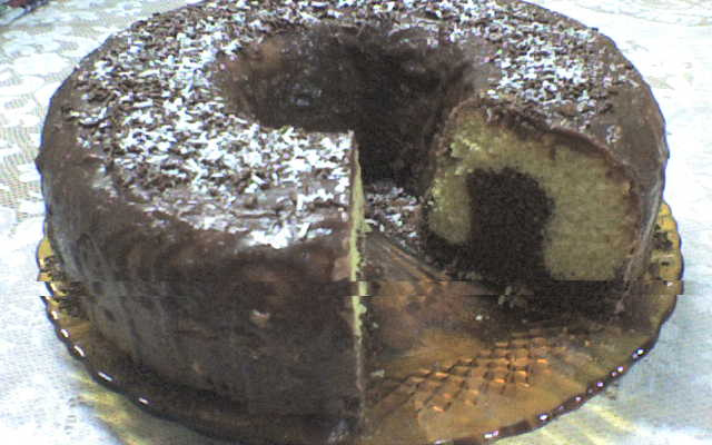 Bolo Meio a Meio