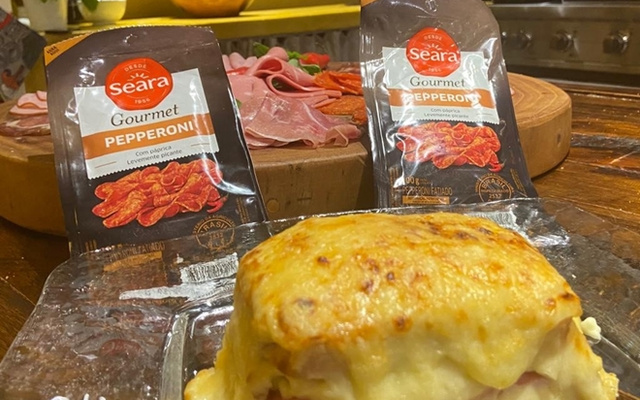 Croque monsieur com frios