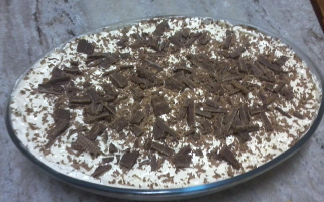 Pavê de creme, chocolate e marshmallow