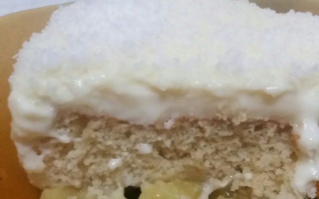 Bolo gelado de abacaxi