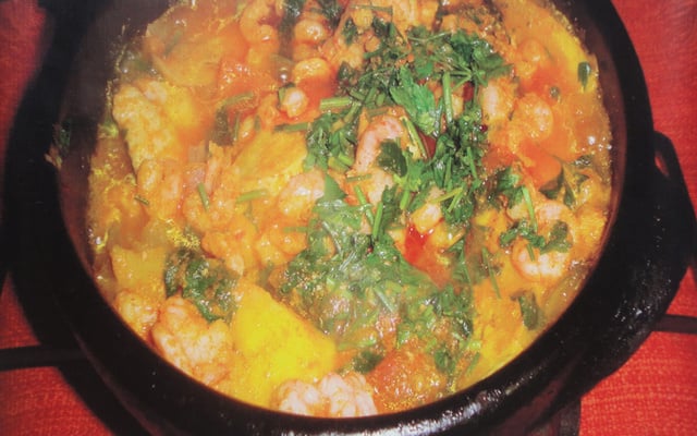 Azul marinho (prato típico caiçara)