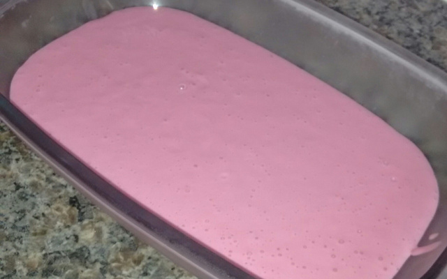 Danone caseiro de morango