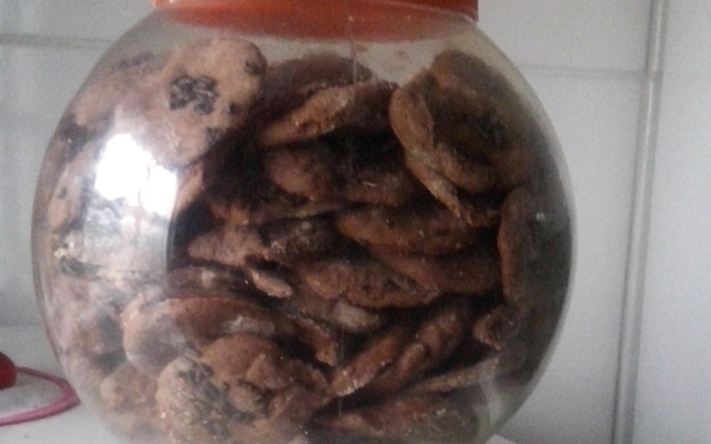 Biscoito de chocolate econômico