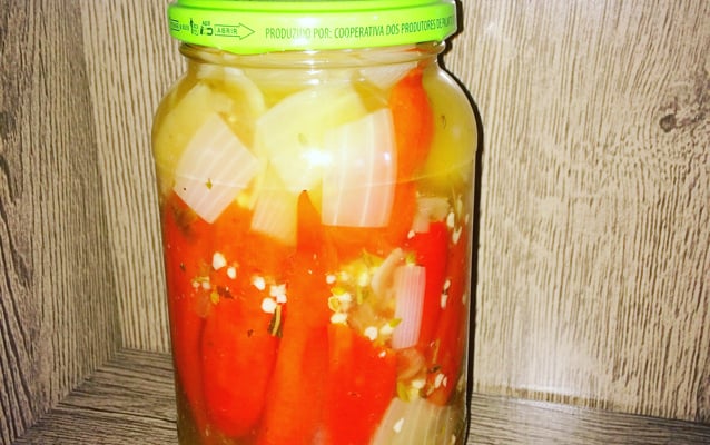 Conserva de pimenta dedo-de-moça