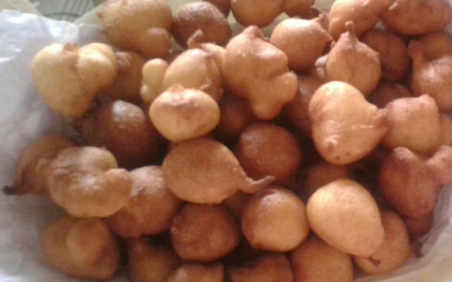 Bolinho de Chuva com Leite Condensado