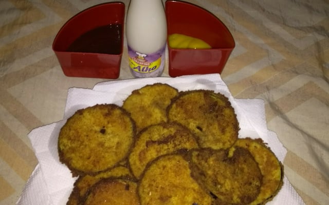 Berinjela a milanesa