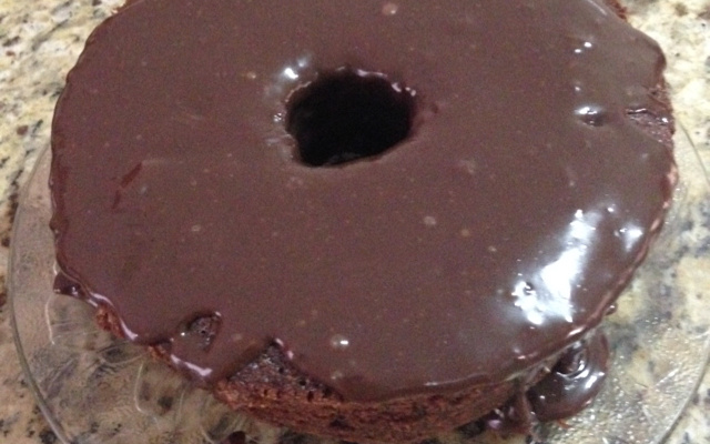Bolo de chocolate fácil e rápido