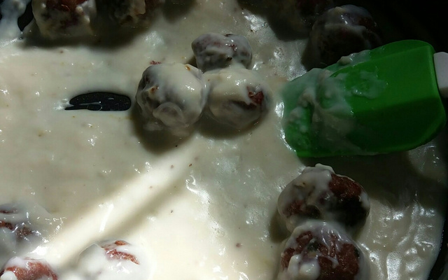 Almôndegas de carne com molho