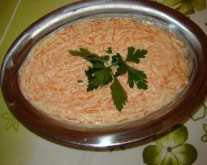 Salada de cenoura com maionese
