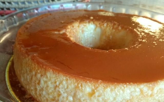 Pudim de leite condensado de fogão