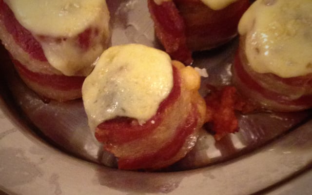 Mini medalhão recheado