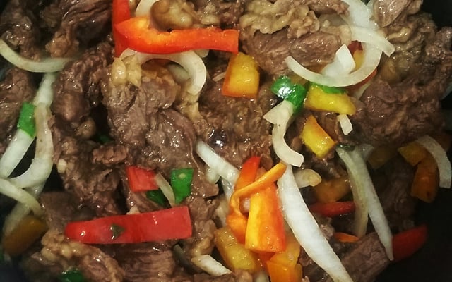 Picadinho de bife de alcatra ou contra filé