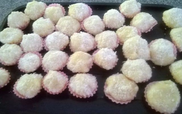 Beijinho de leite de coco