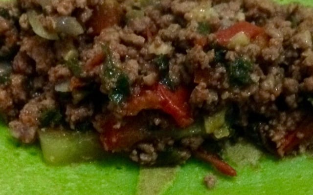 Panqueca de espinafre com carne moída