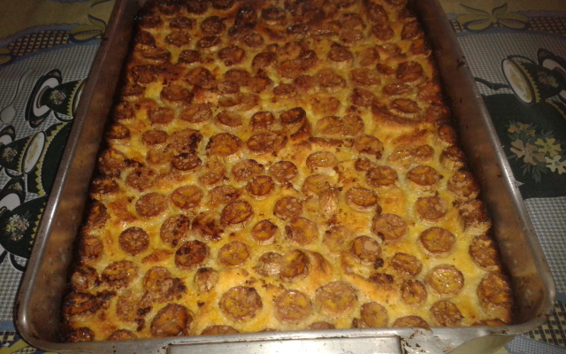Torta de banana com pão velho