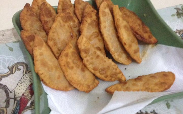 Massa de pastel simples 3 ingredientes