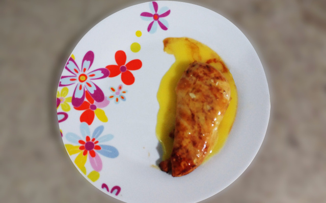 Carpaccio de pera com mostarda, vinho e nozes