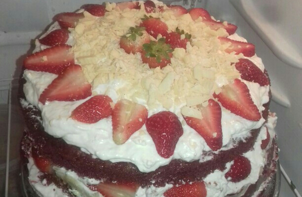 Bolo red velvet com mousse creamcheese