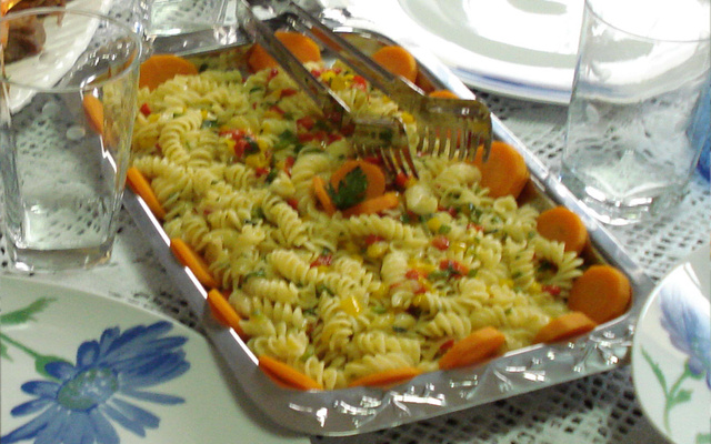 Macarrão alho e óleo no capricho