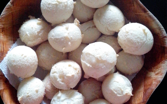 Pão de queijo com polvilho azedo